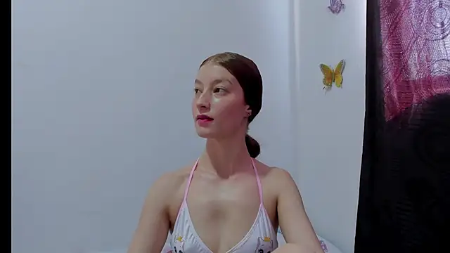 Snapshot of MiiaVolkova chatting on December 14, 2025, 5:07 pm MiiaVolkova online show from December 14, 2025, 5:07 pm