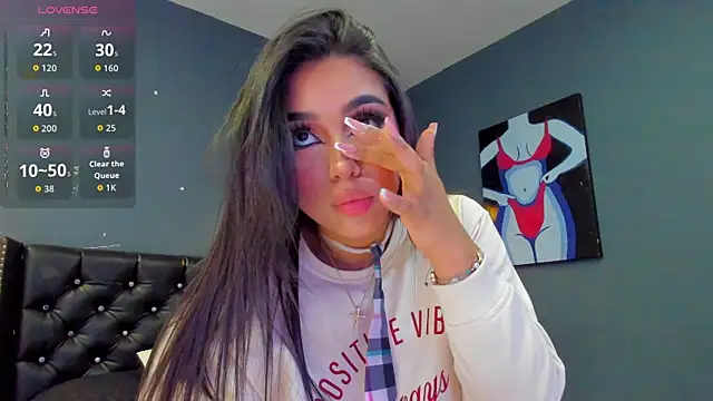 Snapshot of Sophiietaylor chatting on November 4, 2025, 11:19 pm Sophiietaylor online show from November 4, 2025, 11:19 pm