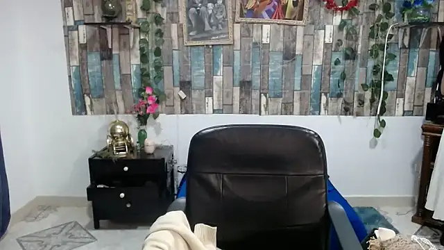 Snapshot of KarimaSarabe chatting on January 9, 2026, 9:55 pm KarimaSarabe online show from January 9, 2026, 9:55 pm