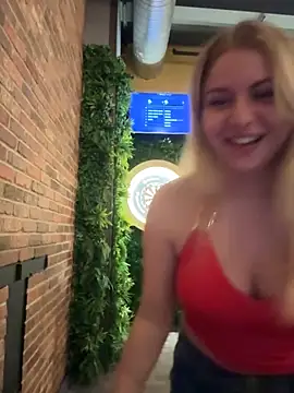 Snapshot of nicolesugarr chatting on February 8, 2026, 4:32 am nicolesugarr online show from February 8, 2026, 4:32 am