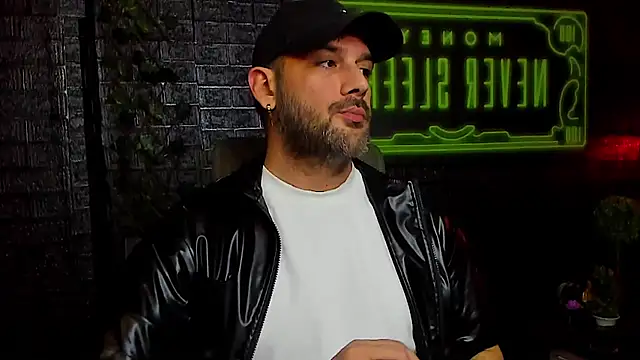 Snapshot of LexXHardy chatting on January 12, 2026, 3:02 am LexXHardy online show from January 12, 2026, 3:02 am