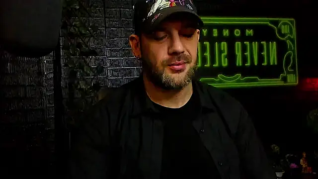 Snapshot of LexXHardy chatting on January 8, 2026, 3:07 pm LexXHardy online show from January 8, 2026, 3:07 pm