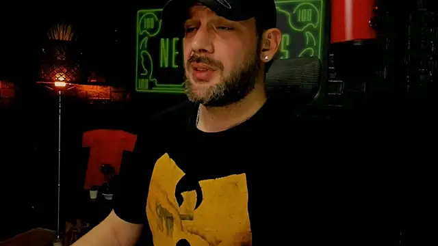 LexXHardy online show from March 19, 2025, 5:17 pm