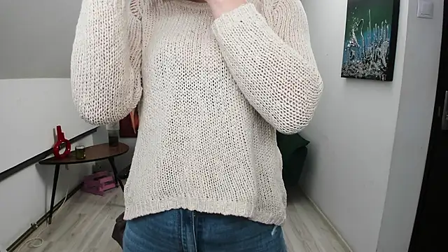 Cassandra Hotty online show from March 7, 2026, 4:08 am