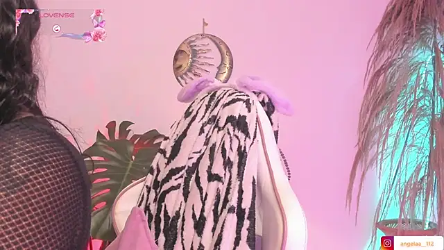 Anngel 1 online show from November 24, 2025, 3:56 pm