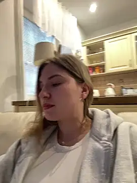 Snapshot of secretcrazy69 chatting on March 2, 2025, 8:05 am secretcrazy69 online show from March 2, 2025, 8:05 am