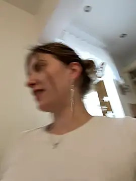 Snapshot of secretcrazy69 chatting on February 22, 2025, 8:40 am secretcrazy69 online show from February 22, 2025, 8:40 am