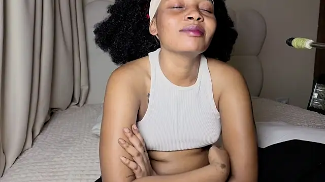 sexycabdy online show from April 16, 2026, 2:45 am