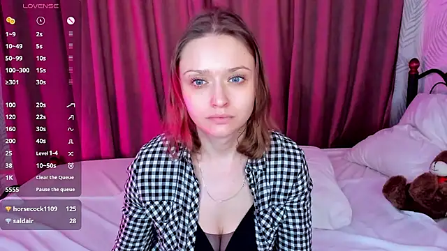 Snapshot of Linda_Bryant chatting on February 28, 2025, 3:48 am Linda Bryant online show from February 28, 2025, 3:48 am