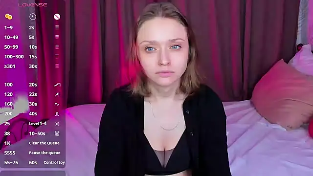 Snapshot of Linda_Bryant chatting on January 17, 2025, 3:55 am Linda Bryant online show from January 17, 2025, 3:55 am