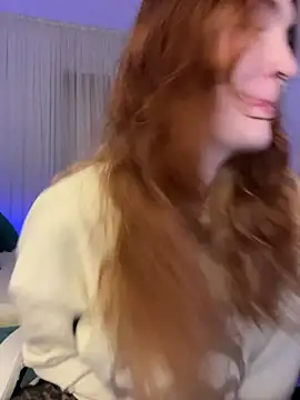 Snapshot of _Chlo__e chatting on October 28, 2025, 9:36 pm Chlo e online show from October 28, 2025, 9:36 pm