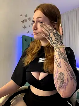 Snapshot of _Chlo__e chatting on September 10, 2025, 10:36 am Chlo e online show from September 10, 2025, 10:36 am