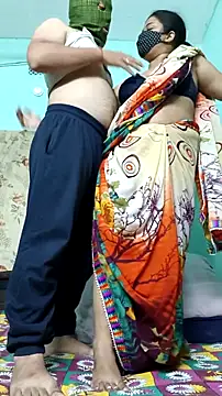 Snapshot of hotty_Sexy-couple chatting on February 24, 2025, 5:31 pm hotty Sexy-couple online show from February 24, 2025, 5:31 pm