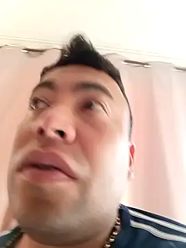 Snapshot of Diego_leon27 chatting on January 14, 2025, 5:34 pm Diego leon27 online show from January 14, 2025, 5:34 pm