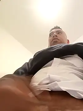 Snapshot of Diego_leon27 chatting on September 18, 2025, 4:59 am Diego leon27 online show from September 18, 2025, 4:59 am