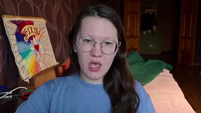 Snapshot of MiriamOr chatting on November 8, 2025, 8:29 am MiriamOr online show from November 8, 2025, 8:29 am