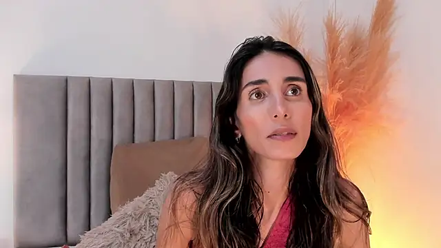 Snapshot of Nina_Cavaali chatting on February 4, 2025, 6:06 pm Nina Cavaali online show from February 4, 2025, 6:06 pm