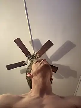 KBONE36 online show from October 12, 2025, 2:24 am