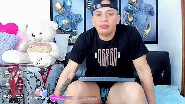 Snapshot of Angeline_focus chatting on November 2, 2025, 7:24 am Angeline focus online show from November 2, 2025, 7:24 am