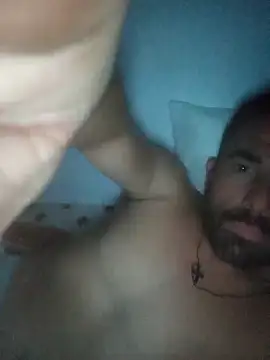 Snapshot of George21ek chatting on November 18, 2025, 11:37 pm George21ek online show from November 18, 2025, 11:37 pm