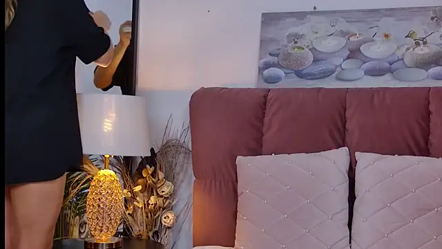 Snapshot of NicolLopeze chatting on January 25, 2025, 5:19 pm NicolLopeze online show from January 25, 2025, 5:19 pm