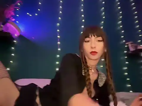 Snapshot of MistyParadiso chatting on January 13, 2025, 5:12 pm MistyParadiso online show from January 13, 2025, 5:12 pm