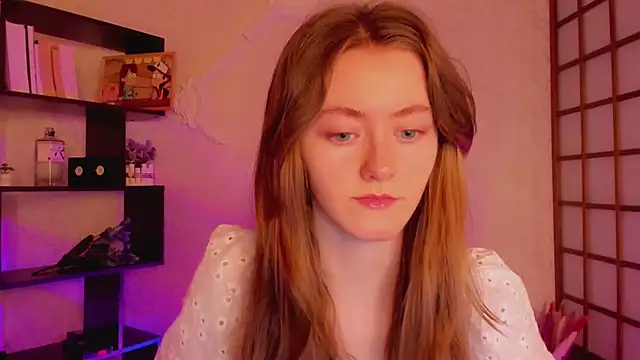 Snapshot of KateCuddle chatting on February 10, 2025, 2:08 am KateCuddle online show from February 10, 2025, 2:08 am