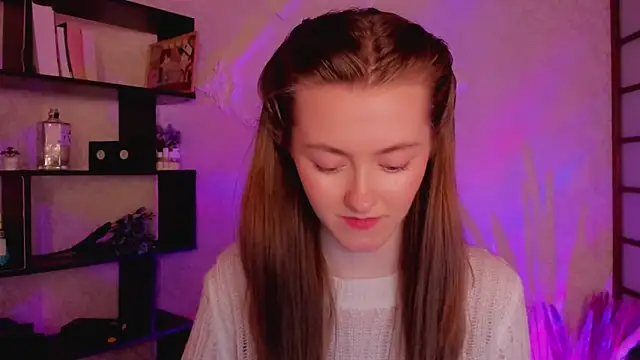 Snapshot of KateCuddle chatting on January 30, 2025, 5:30 am KateCuddle online show from January 30, 2025, 5:30 am