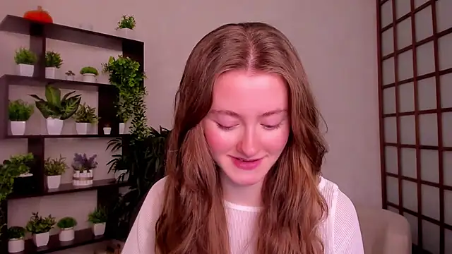 Snapshot of KateCuddle chatting on October 3, 2025, 2:48 am KateCuddle online show from October 3, 2025, 2:48 am