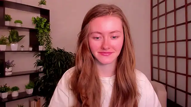 Snapshot of KateCuddle chatting on September 16, 2025, 2:23 am KateCuddle online show from September 16, 2025, 2:23 am