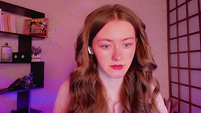 Snapshot of KateCuddle chatting on February 7, 2025, 2:19 am KateCuddle online show from February 7, 2025, 2:19 am