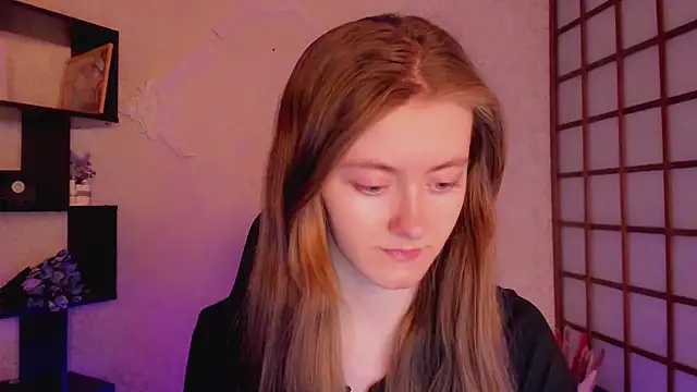 Snapshot of KateCuddle chatting on February 27, 2025, 2:14 am KateCuddle online show from February 27, 2025, 2:14 am