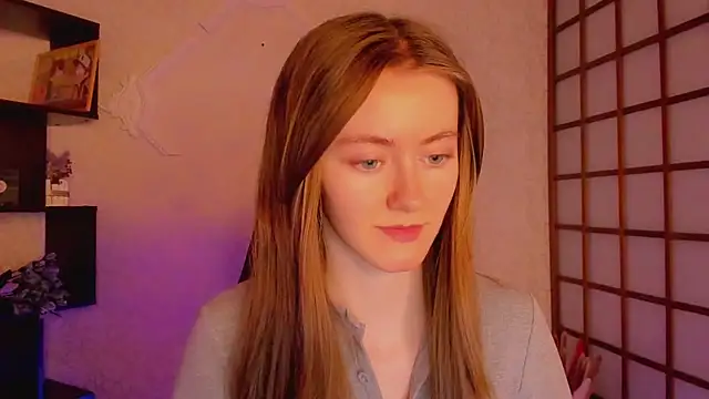 Snapshot of KateCuddle chatting on February 21, 2025, 2:17 am KateCuddle online show from February 21, 2025, 2:17 am