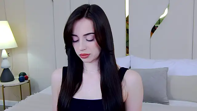 Betty Bridge online show from March 25, 2026, 2:23 am