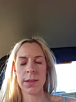 Snapshot of Amber_riivers chatting on January 30, 2025, 3:29 pm Amber riivers online show from January 30, 2025, 3:29 pm