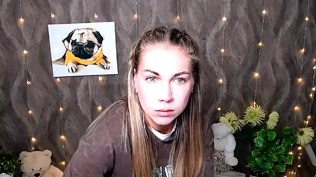 Sport Tall Doll online show from September 9, 2025, 6:45 am