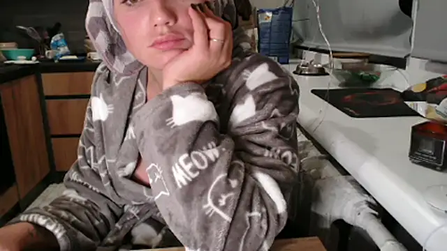 delightful sofi online show from October 30, 2025, 6:38 pm