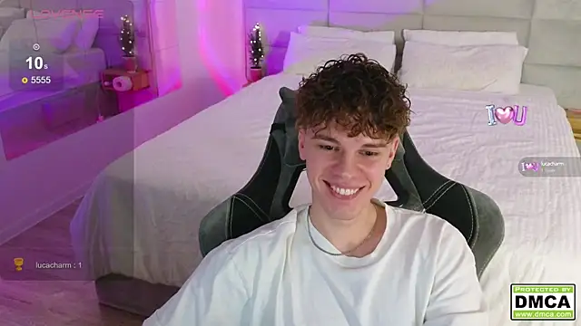 cute thomas online show from December 24, 2024, 8:27 pm