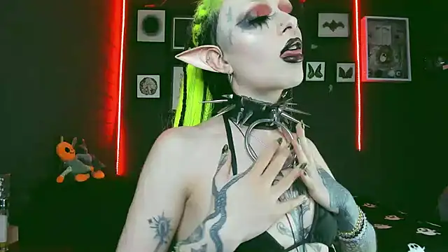 insania 9999  online show from March 18, 2025, 7:33 pm