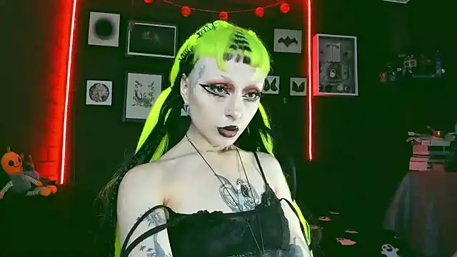 insania 9999  online show from March 4, 2025, 3:26 pm