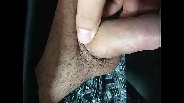 Snapshot of dkrmsl12 chatting on February 28, 2026, 5:01 pm dkrmsl12 online show from February 28, 2026, 5:01 pm