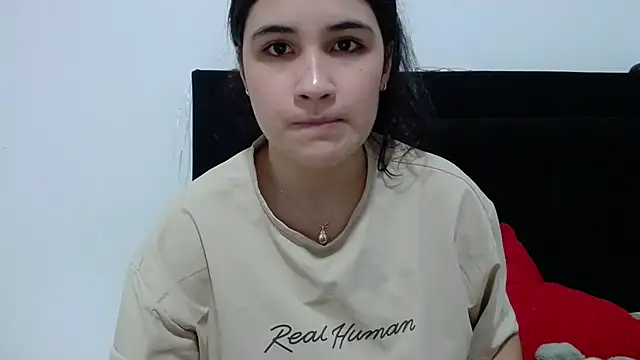 Snapshot of InocentHeaven1 chatting on February 6, 2026, 6:26 pm InocentHeaven1 online show from February 6, 2026, 6:26 pm