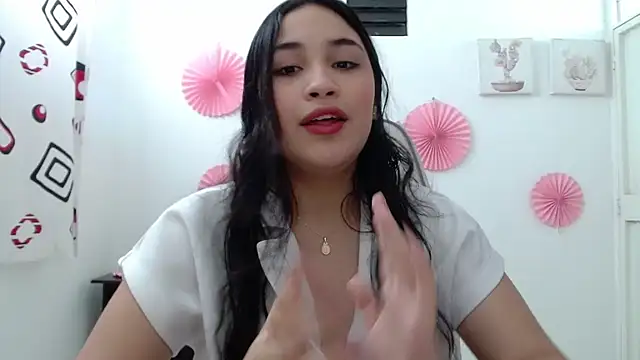 Snapshot of InocentHeaven1 chatting on February 10, 2026, 7:02 pm InocentHeaven1 online show from February 10, 2026, 7:02 pm