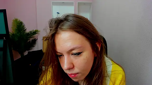 Snapshot of Persephoni chatting on September 16, 2025, 8:21 pm Persephoni online show from September 16, 2025, 8:21 pm
