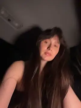 itssophiie online show from December 16, 2025, 4:11 pm