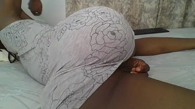 Snapshot of sweet_sassy_ chatting on November 23, 2025, 4:22 am sweet sassy online show from November 23, 2025, 4:22 am