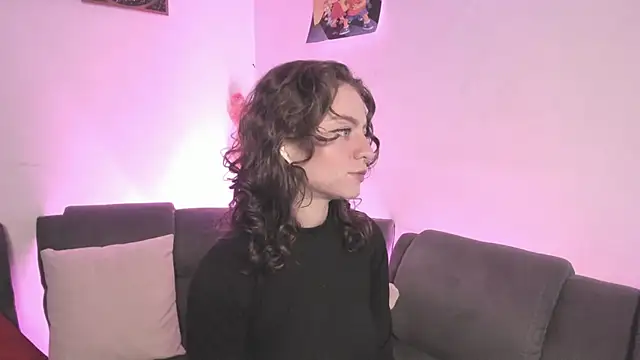 Snapshot of Agathaks chatting on November 18, 2025, 10:34 pm Agathaks online show from November 18, 2025, 10:34 pm