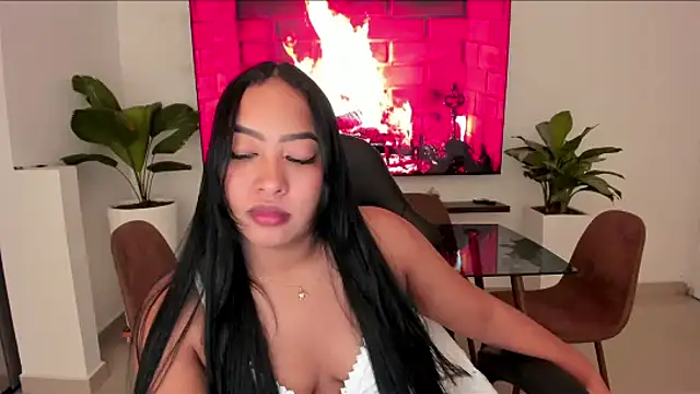 Snapshot of brunetenikole02 chatting on February 28, 2026, 3:28 am brunetenikole02 online show from February 28, 2026, 3:28 am