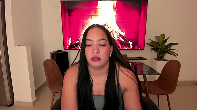 Snapshot of brunetenikole02 chatting on February 24, 2026, 1:50 am brunetenikole02 online show from February 24, 2026, 1:50 am