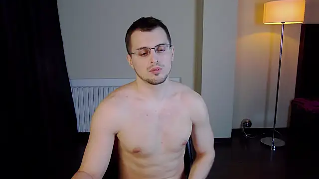 Snapshot of Friend12321 chatting on February 28, 2025, 11:45 pm Friend12321 online show from February 28, 2025, 11:45 pm